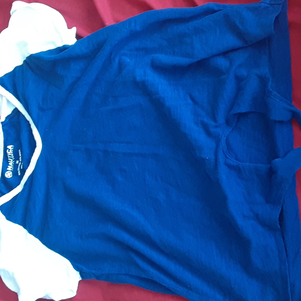 Blue and white short sleeve top